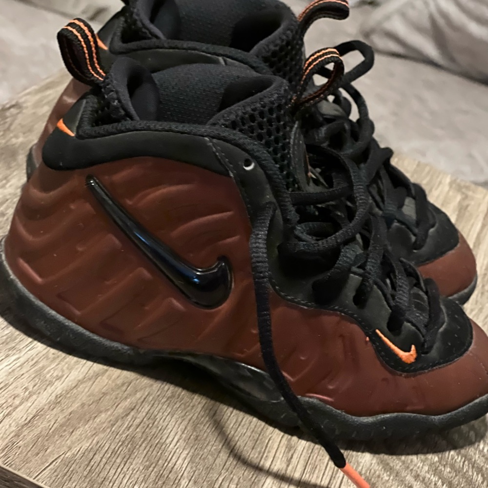 Nike Foamposite Nicks Copper/black/orange children size 11c (used)